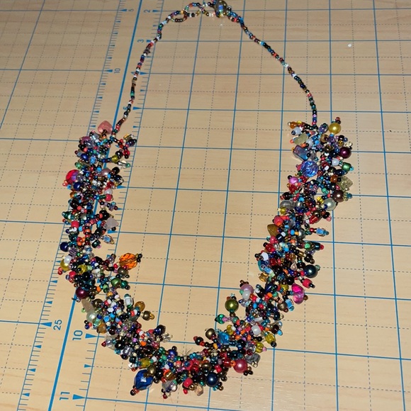 Playful Multi color beads necklace - Picture 4 of 4